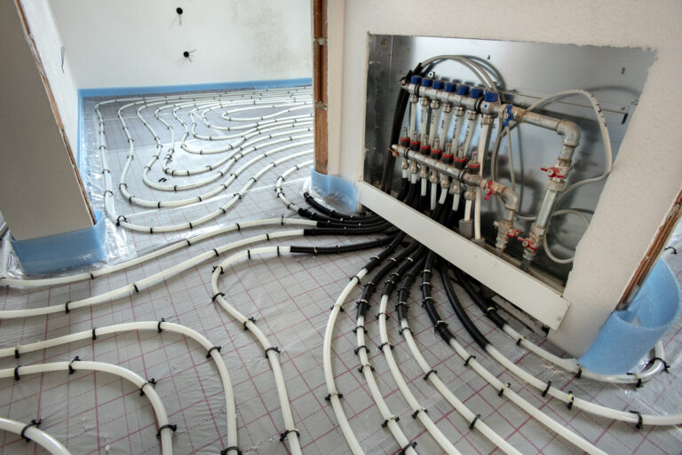 installation of under floor heating in new built house
